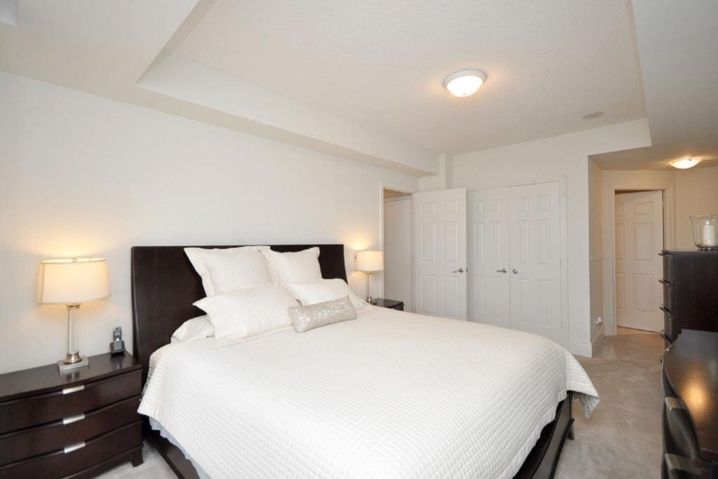 Napa Furnished Rental Apartments Square One Mississauga Zimmer foto