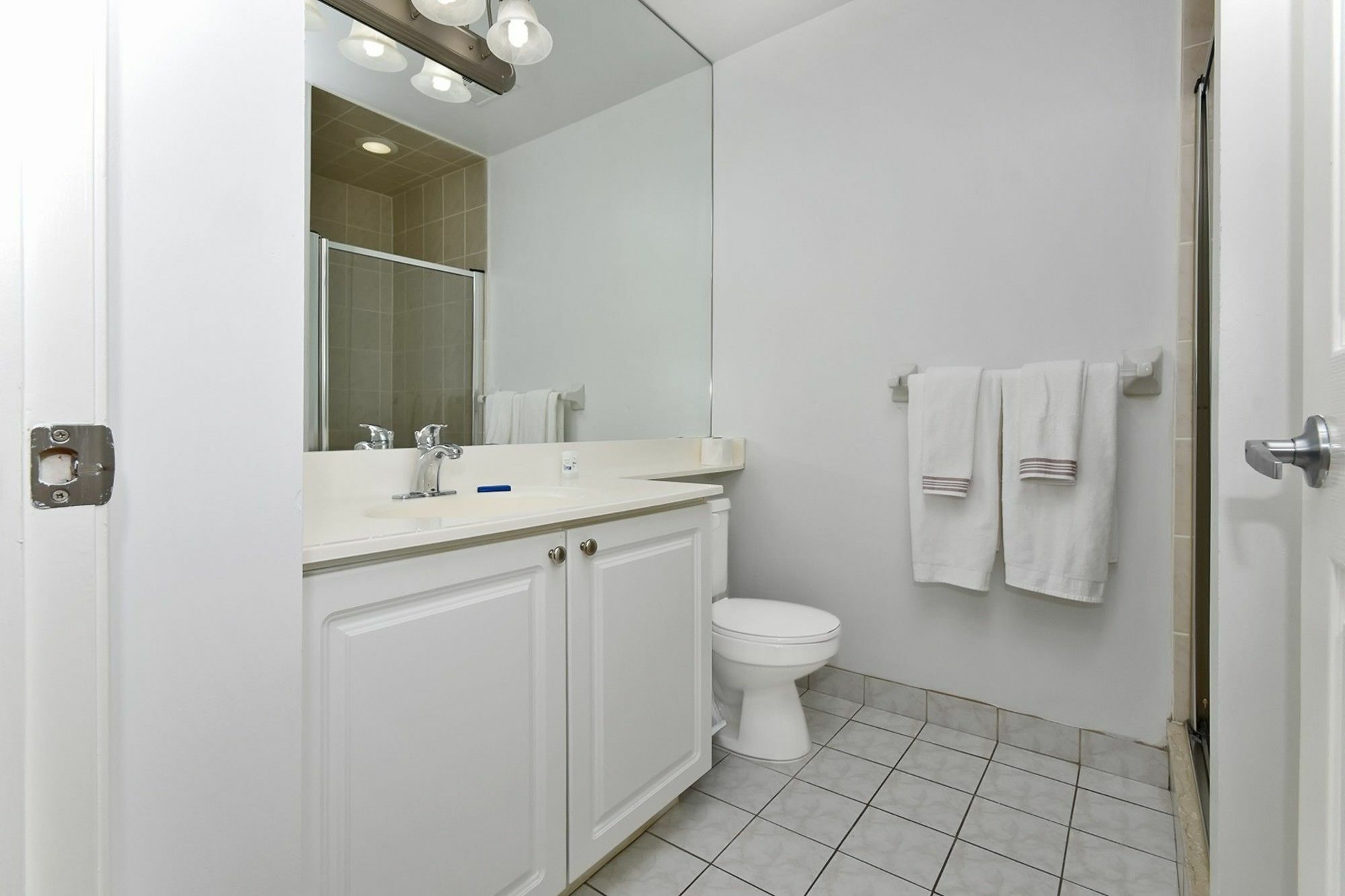 Napa Furnished Rental Apartments Square One Mississauga Exterior foto